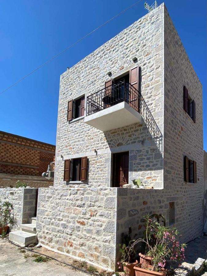 Παραδοσιακός Πύργος Villa Gerolimenas Екстериор снимка